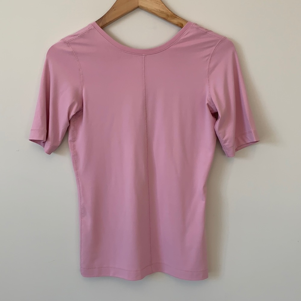 NWT Club Monaco Scoop Back Tee- Size Small